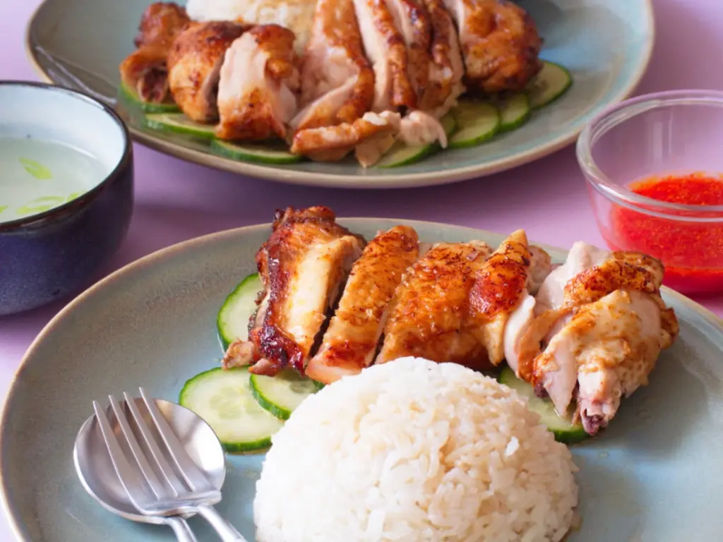 Half-Half Chicken Rice (Steamed & Roasted)